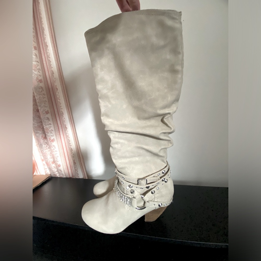 Metal embellished cowboy boots